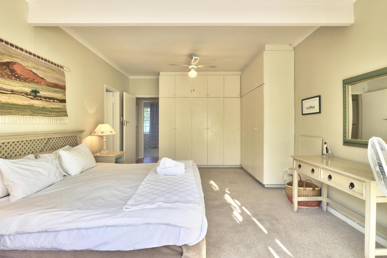 Apartment E Stamford Road