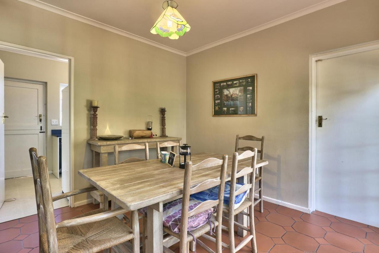 E Stamford Road Apartment